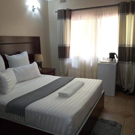 Zenith Lodge Lusaka Eksteriør bilde