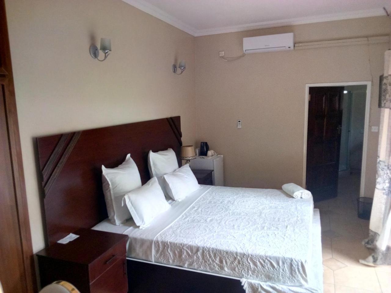 Zenith Lodge Lusaka Eksteriør bilde