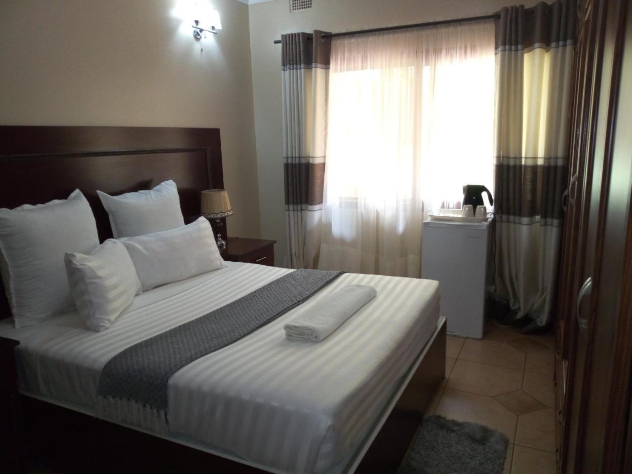 Zenith Lodge Lusaka Eksteriør bilde